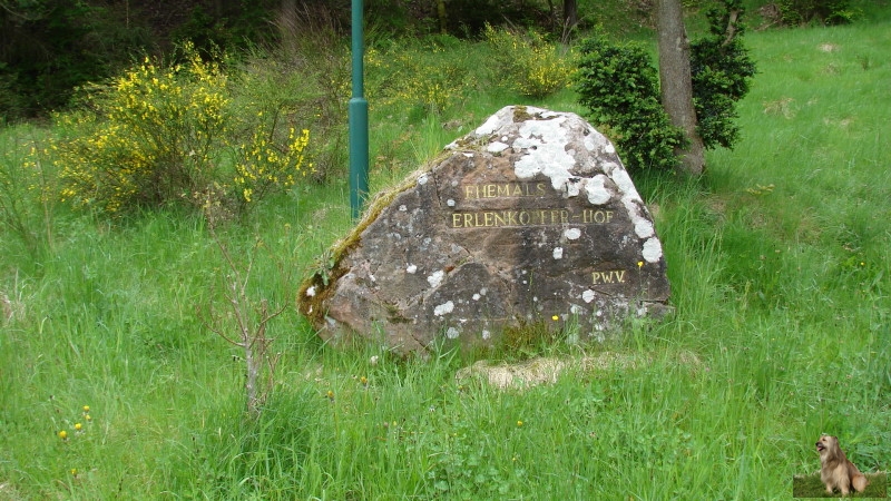 Ritterstein Nr. 195-2 Ehemals Erlenkopfer-Hof.JPG - Ritterstein Nr.195 Ehemals Erlenkopfer-Hof